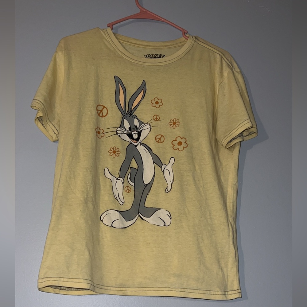 Looney Tunes bugs bunny shirt